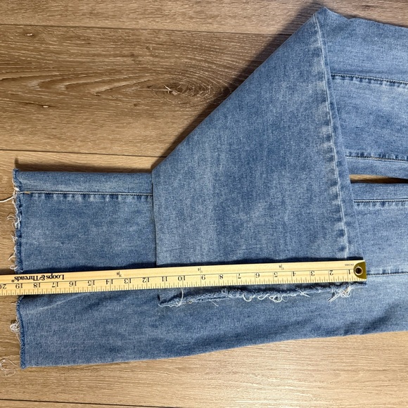 We The Free Vintage Light Blue Flare Jeans - Picture 12 of 13